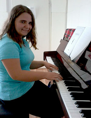 Piyano dersi Sinem Türkoğlu 